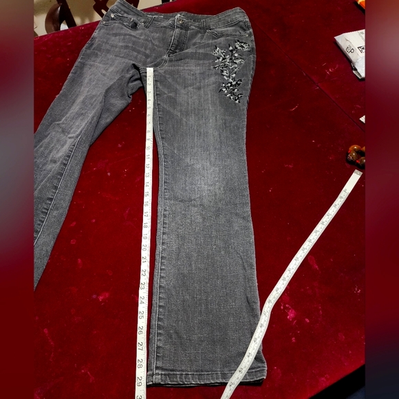 St. John's Bay Jeans Pants 👖 - Picture 2 of 11